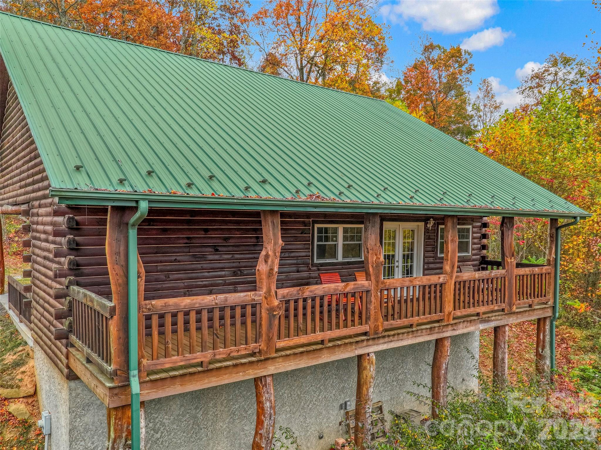 1447/1421 Ayers Mountain Road Green Mountain NC 28740