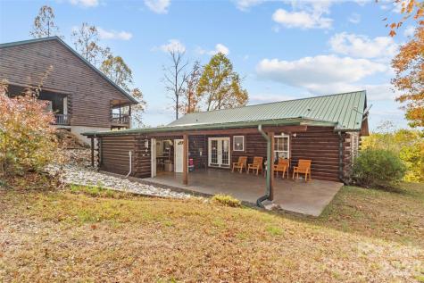 1447/1421 Ayers Mountain Road Green Mountain NC 28740
