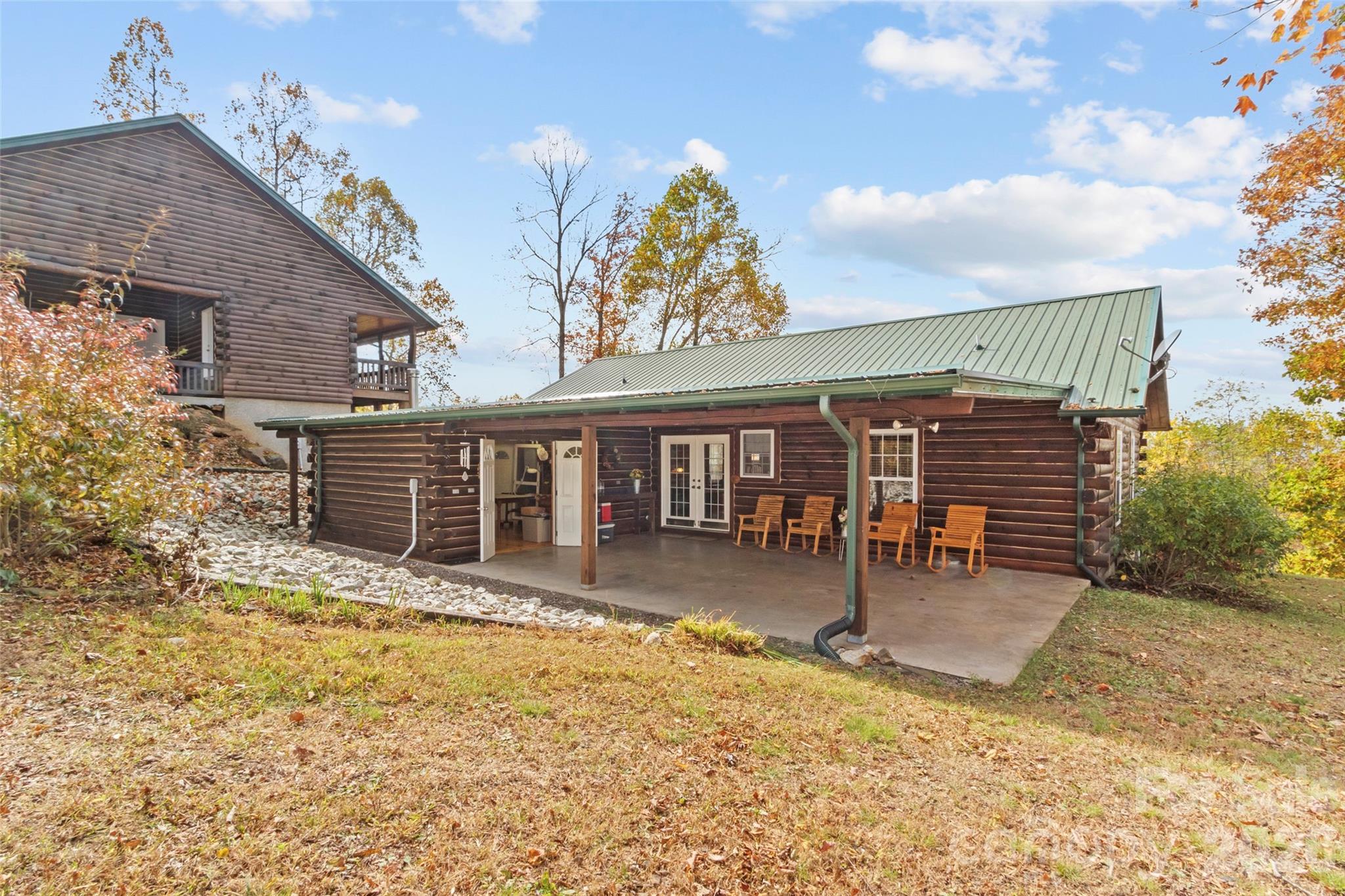 1447/1421 Ayers Mountain Road Green Mountain NC 28740