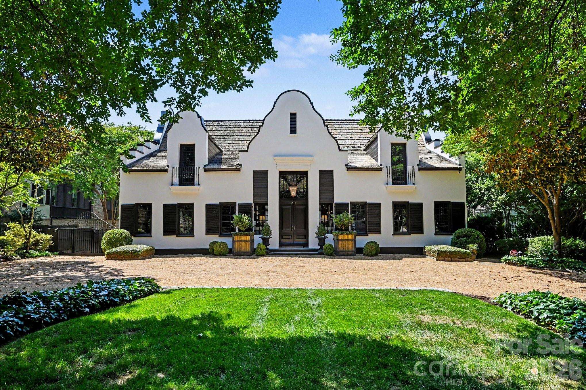 1516 Queens Road W Charlotte NC 28207