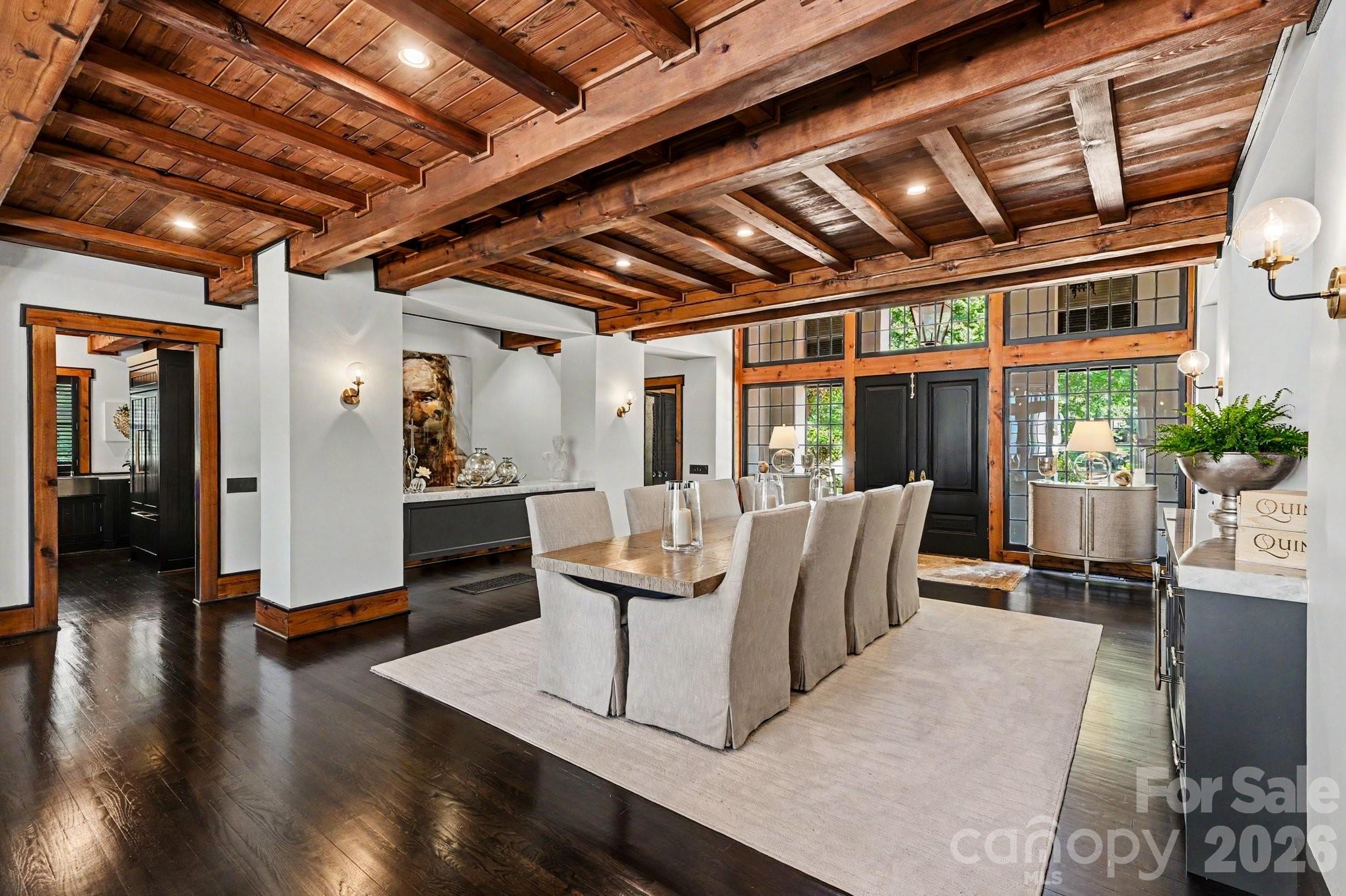 1516 Queens Road W Charlotte NC 28207