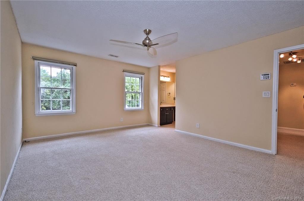 5612 Ivygate Lane Charlotte NC 28226