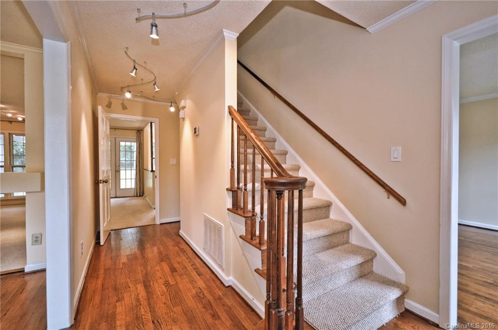 5612 Ivygate Lane Charlotte NC 28226