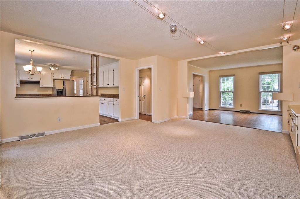 5612 Ivygate Lane Charlotte NC 28226