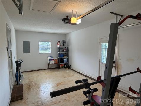 928 Lyndsey Brooke Court Lincolnton NC 28092