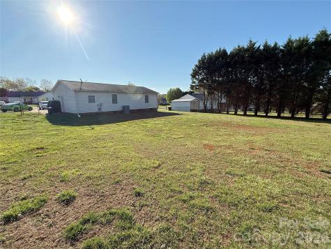 928 Lyndsey Brooke Court Lincolnton NC 28092