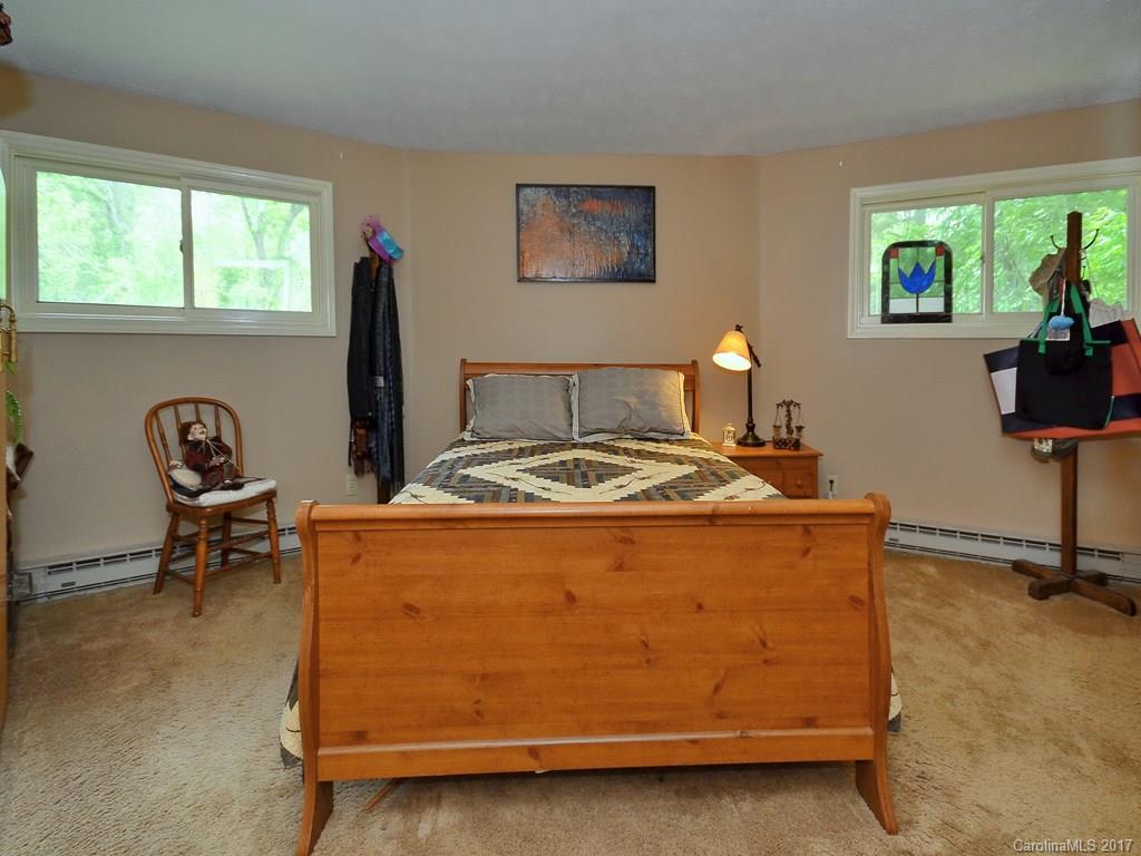 47 Arwood Lane Asheville NC 28804