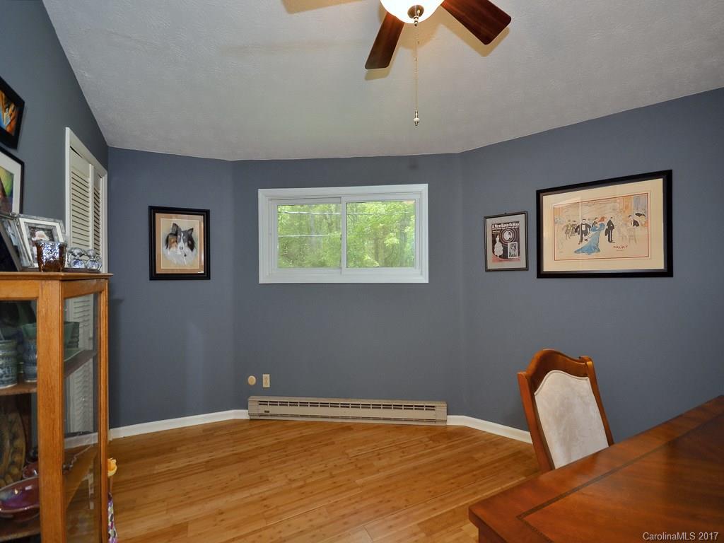 47 Arwood Lane Asheville NC 28804