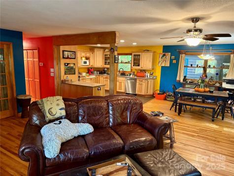 23 Hunting Lodge Drive Black Mountain NC 28711