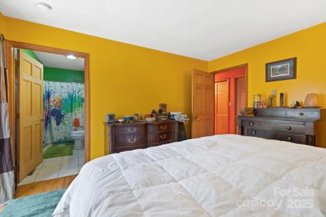 23 Hunting Lodge Drive Black Mountain NC 28711