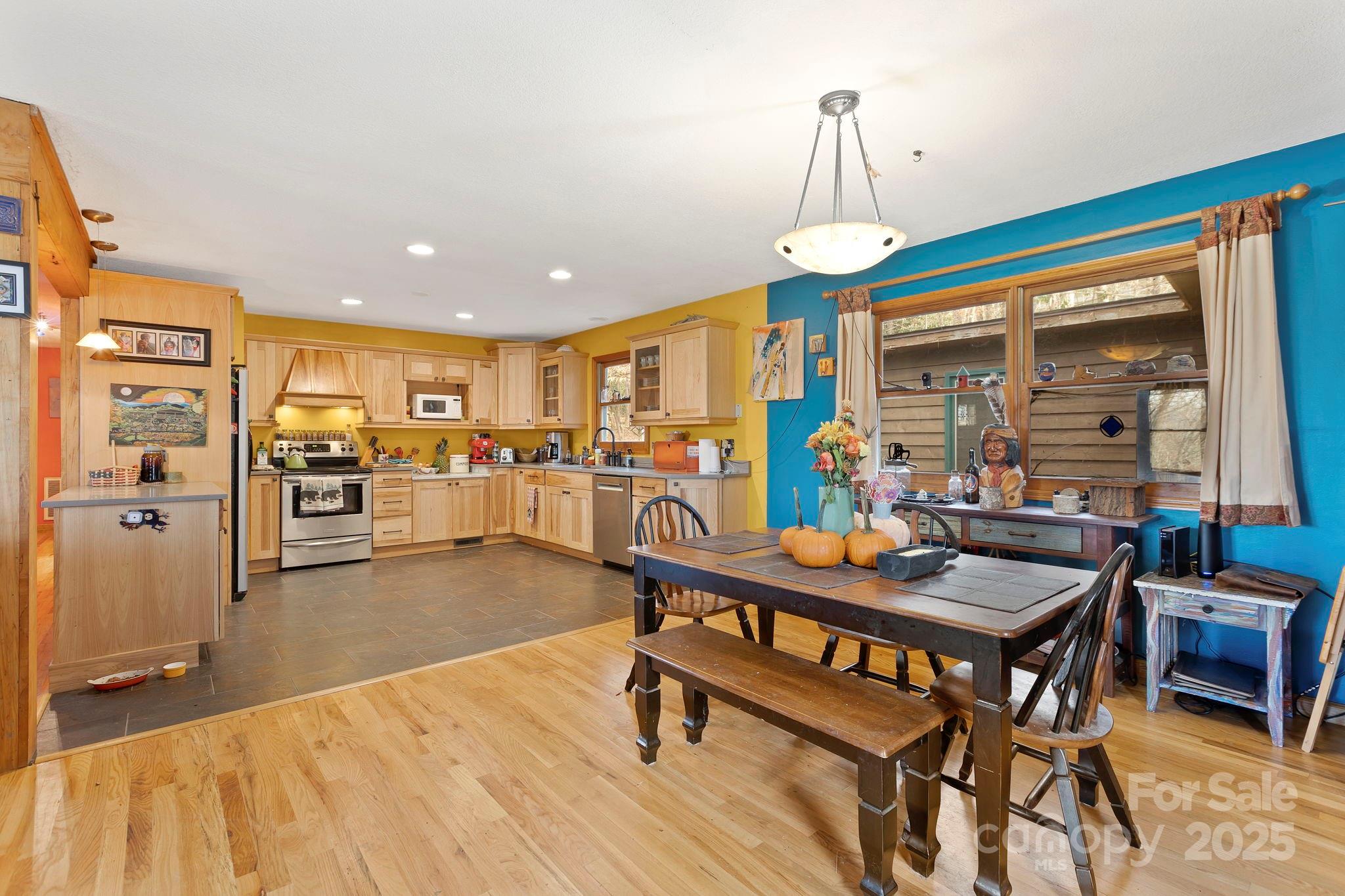 23 Hunting Lodge Drive Black Mountain NC 28711