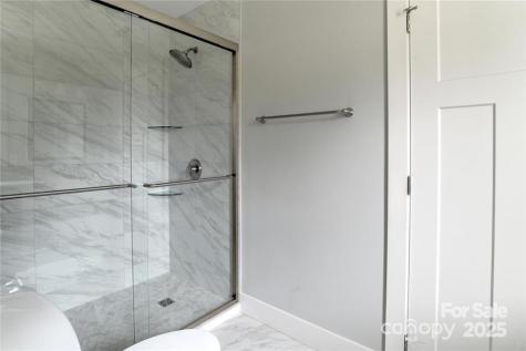 129 Aurora Drive Asheville NC 28805