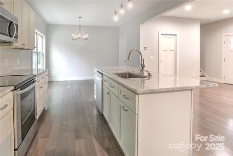 129 Aurora Drive Asheville NC 28805