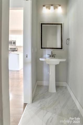 129 Aurora Drive Asheville NC 28805