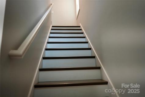 129 Aurora Drive Asheville NC 28805