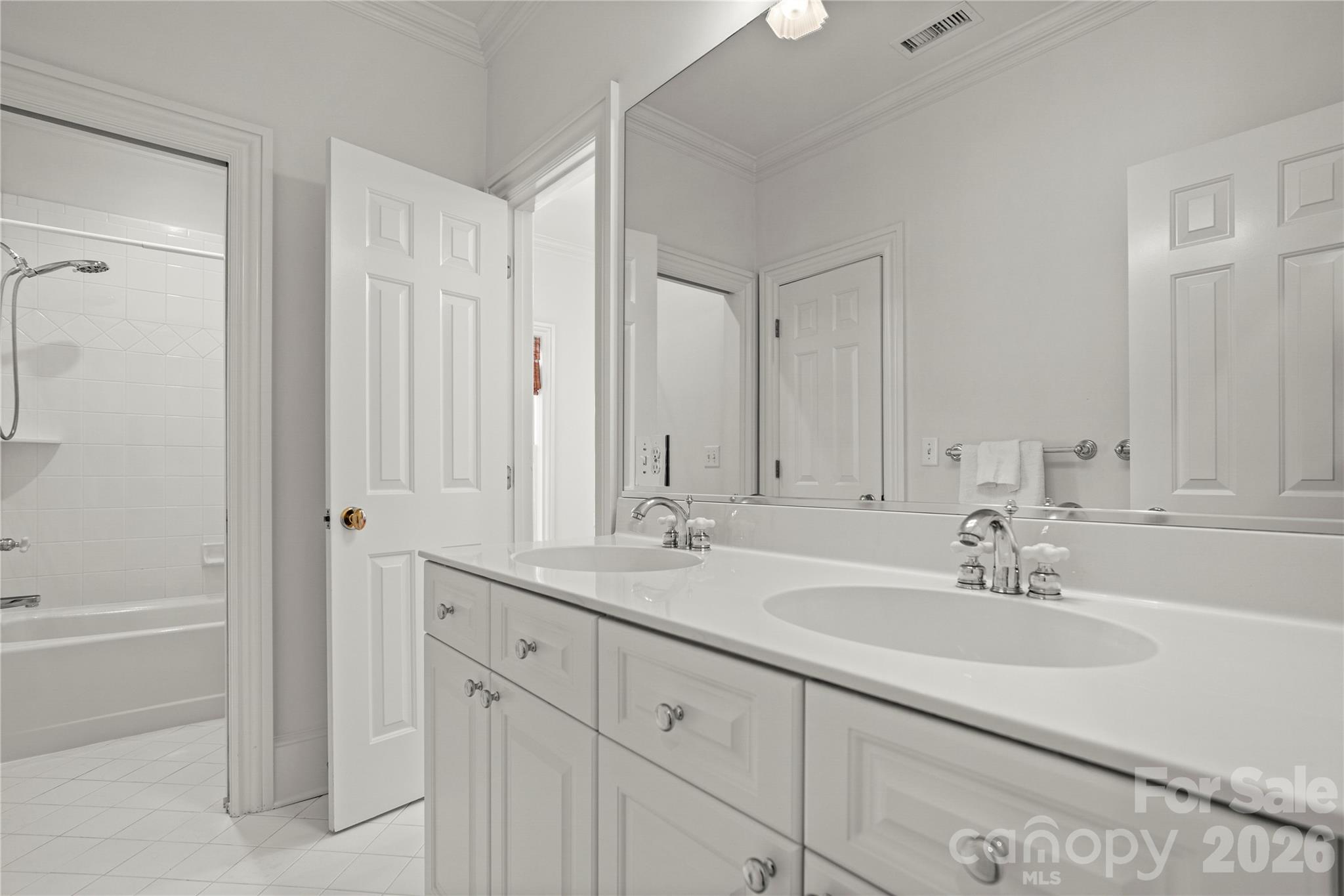 2046 Hopedale Avenue Charlotte NC 28207