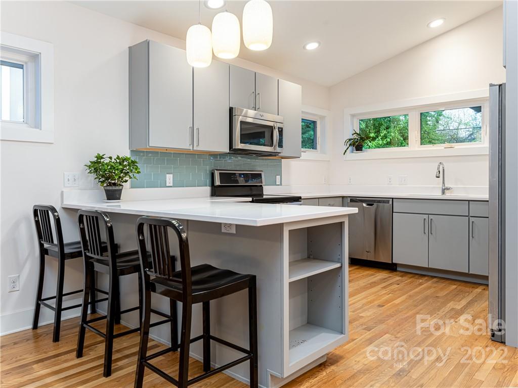 106 Logan Avenue Asheville NC 28806