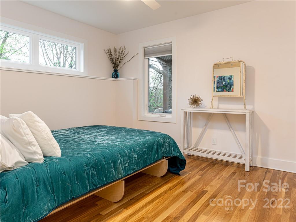 106 Logan Avenue Asheville NC 28806