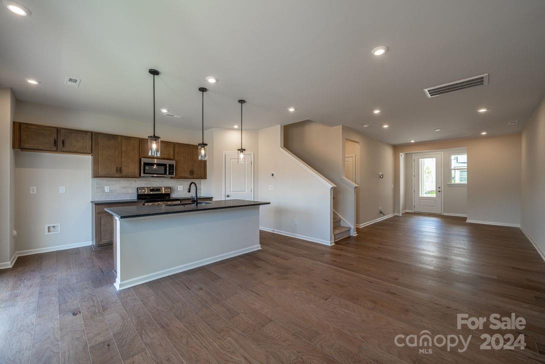 3124 Hutton Gardens Lane Charlotte NC 28269