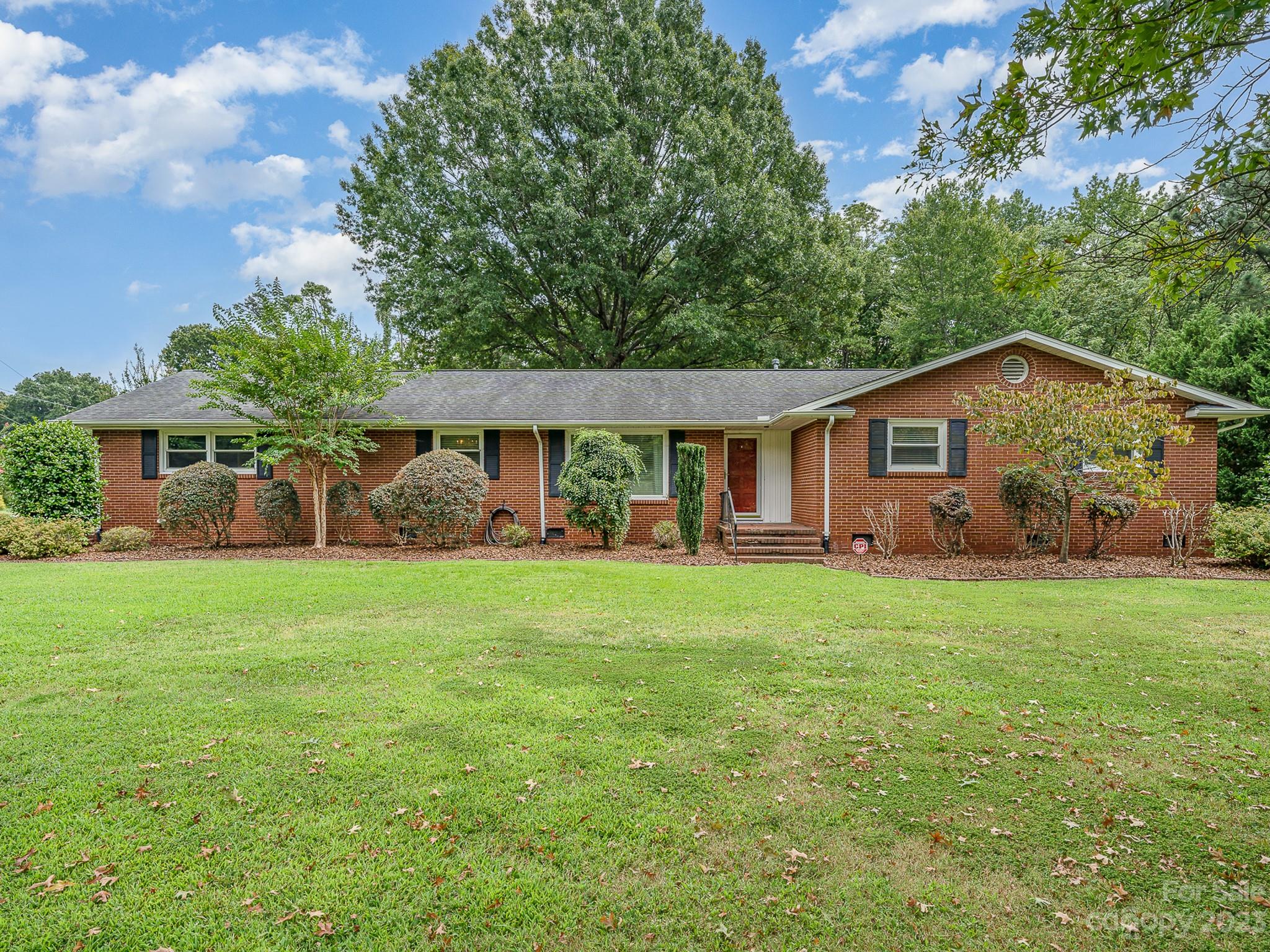 9828 Pinewood Lane Charlotte NC 28269