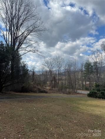 5046 Old Linville Road Marion NC 28752