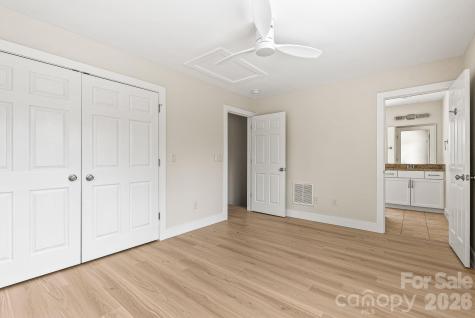 8 Thurland Avenue Asheville NC 28803