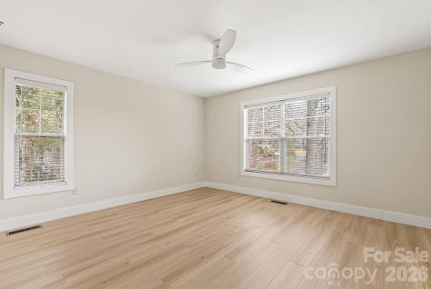 8 Thurland Avenue Asheville NC 28803