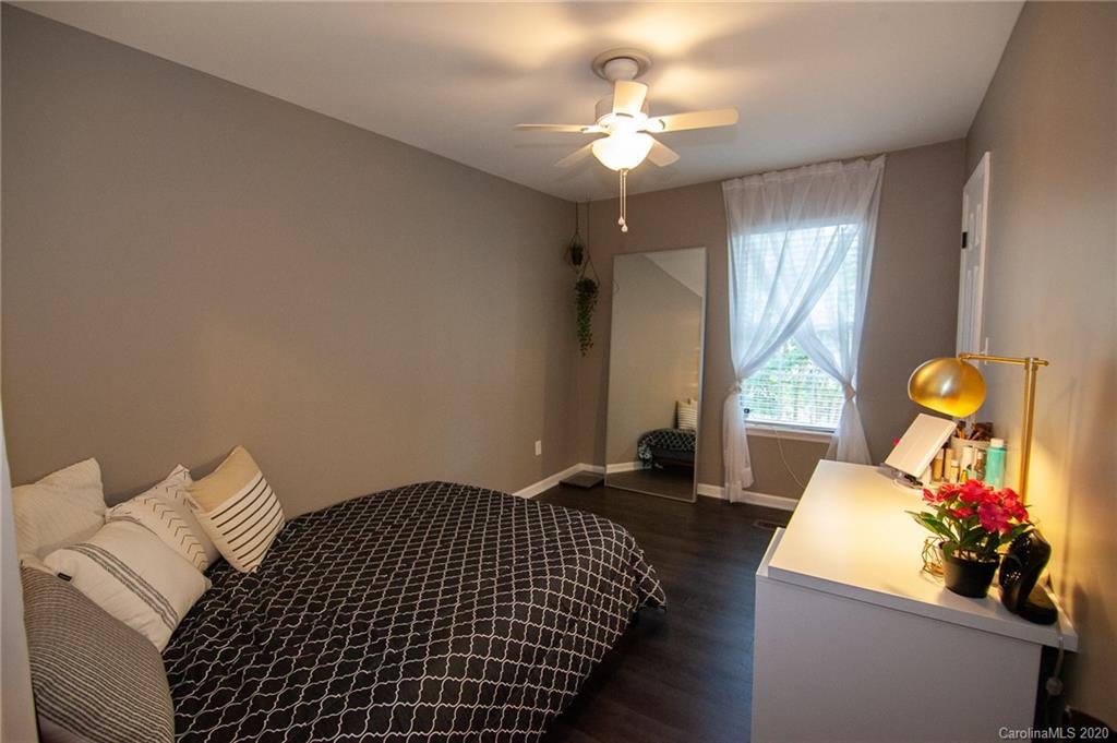 6905 Pin Oak Court Charlotte NC 28226
