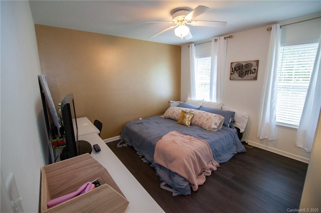 6905 Pin Oak Court Charlotte NC 28226