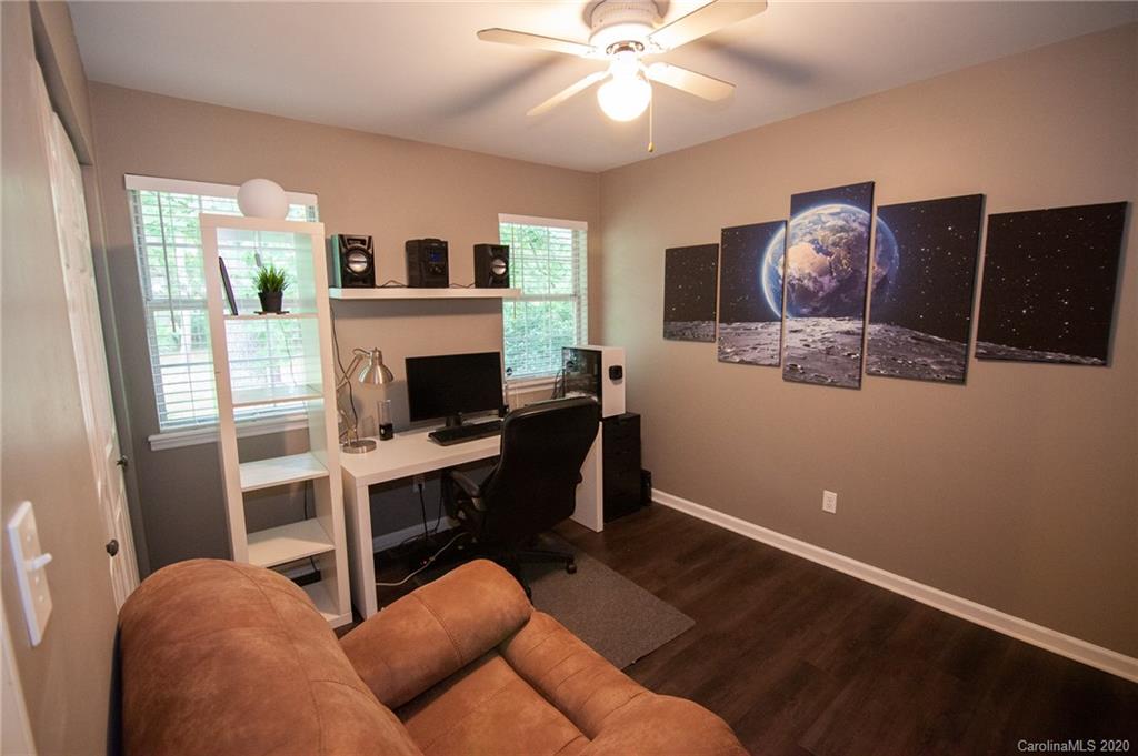 6905 Pin Oak Court Charlotte NC 28226