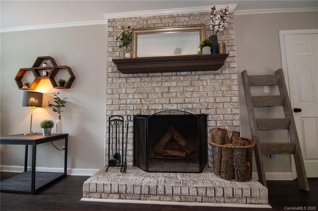 6905 Pin Oak Court Charlotte NC 28226