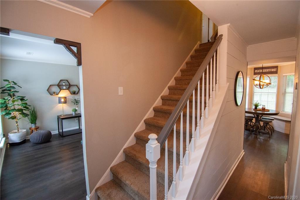 6905 Pin Oak Court Charlotte NC 28226