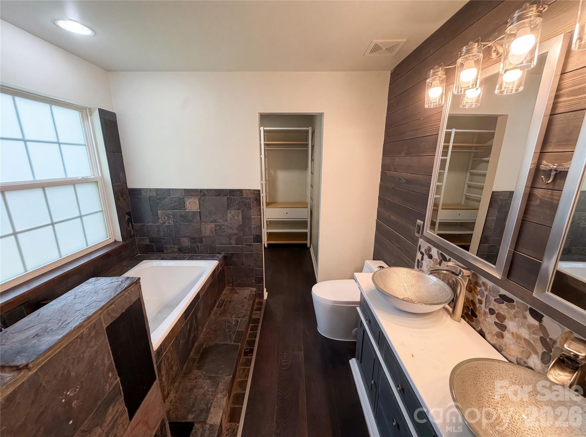 12014 Cheviott Hill Lane Charlotte NC 28213