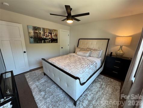 322 E Cama Street Charlotte NC 28217