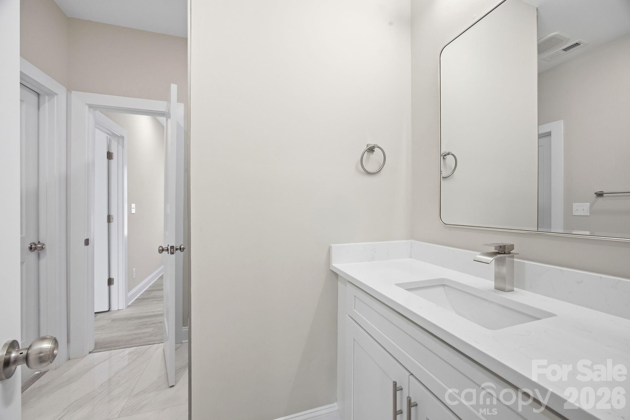 3800 Freedom Drive Charlotte NC 28208