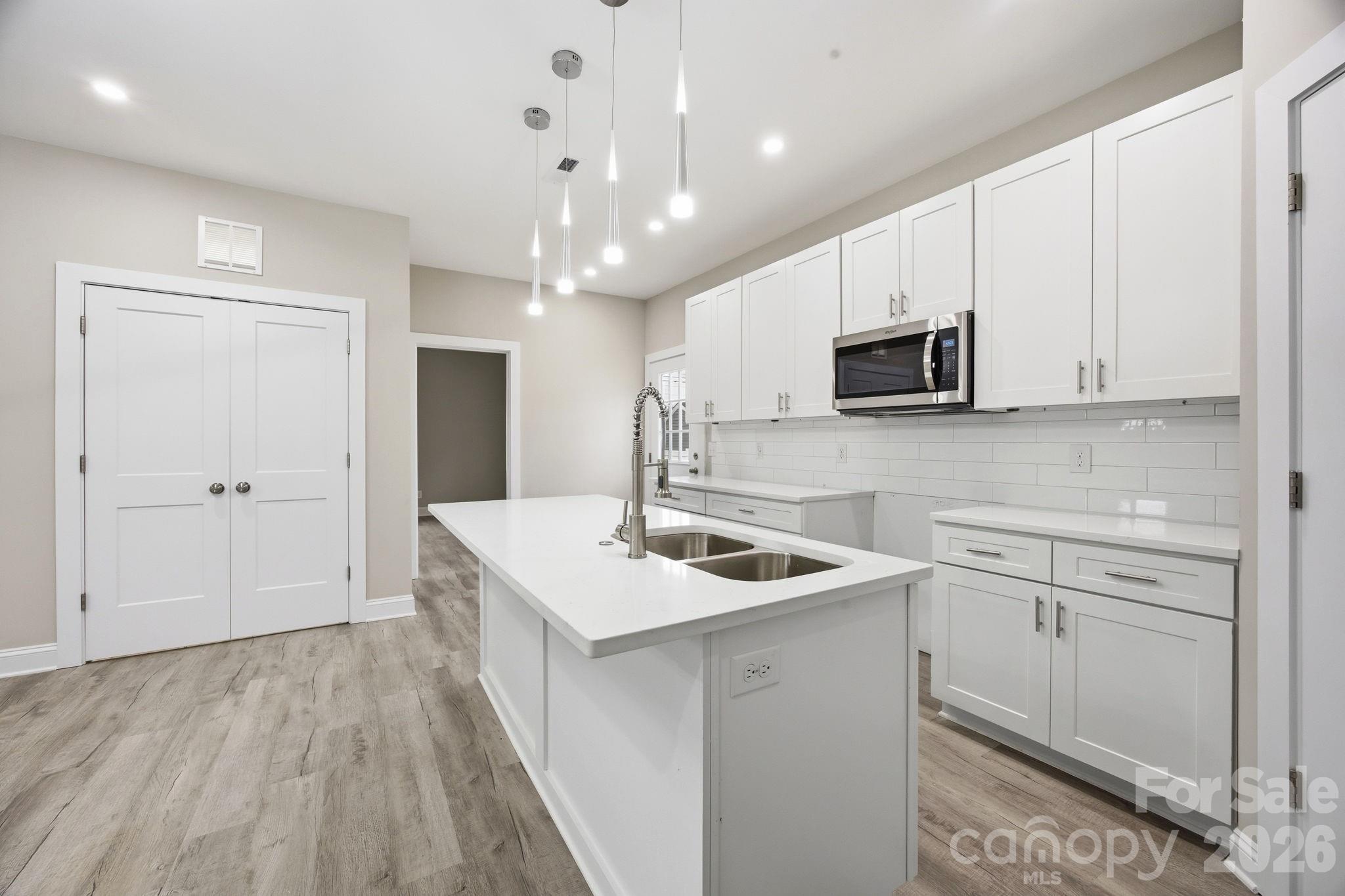 3800 Freedom Drive Charlotte NC 28208
