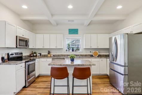 3 Montaugue Street Arden NC 28704