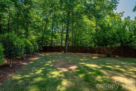 110 Elizabeth Court Mount Holly NC 28120