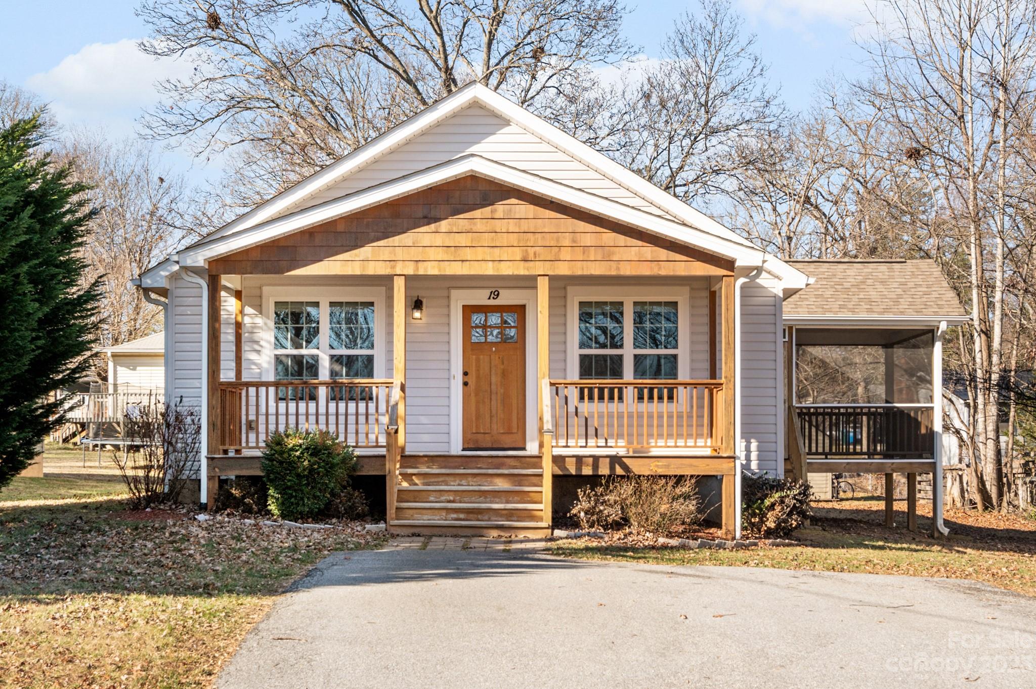 19 Dogwood Road, Arden NC MLS Car4097756 Greybeard Realty