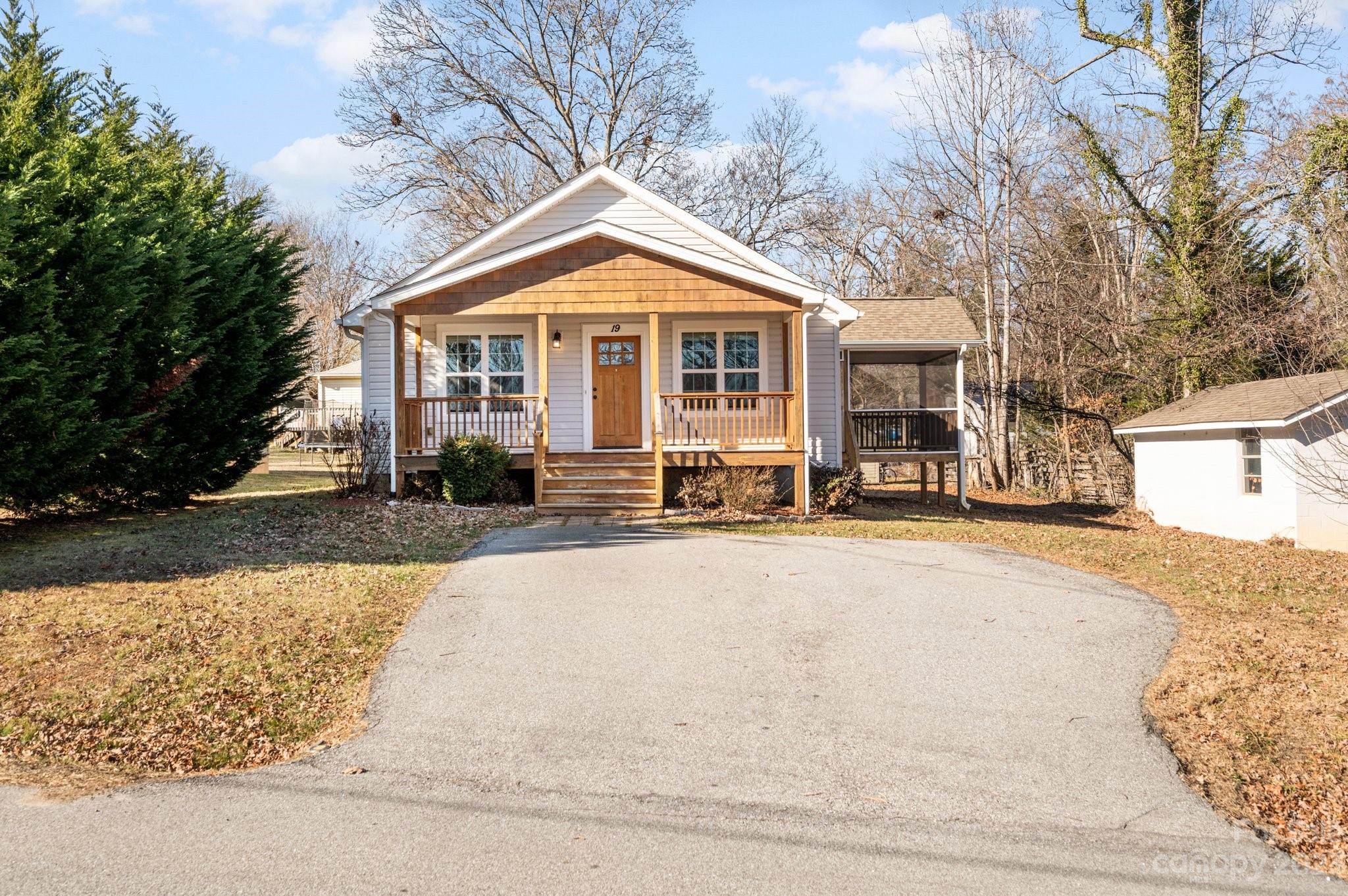 19 Dogwood Road Arden NC 28704