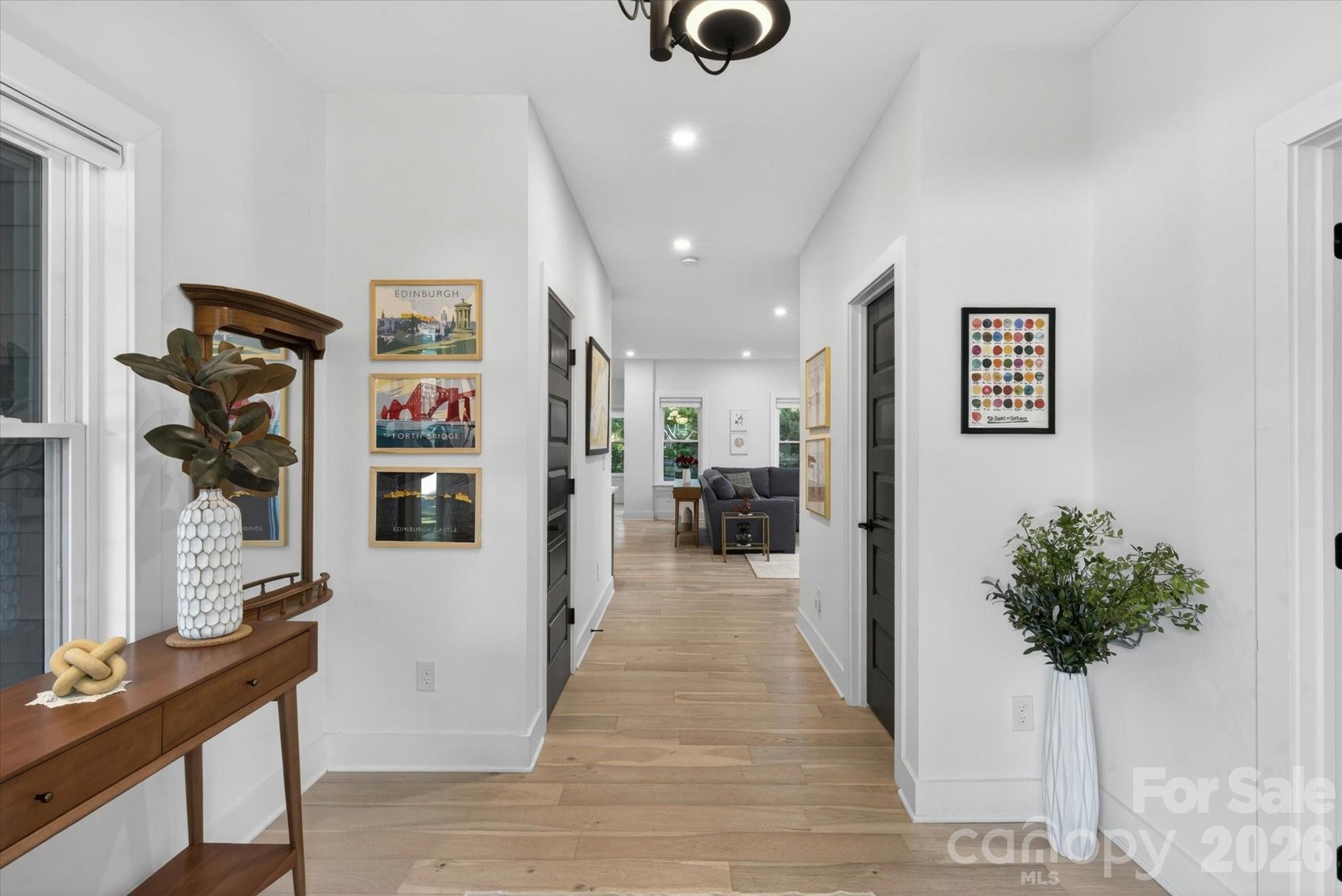 1608 Chippendale Road Charlotte NC 28205