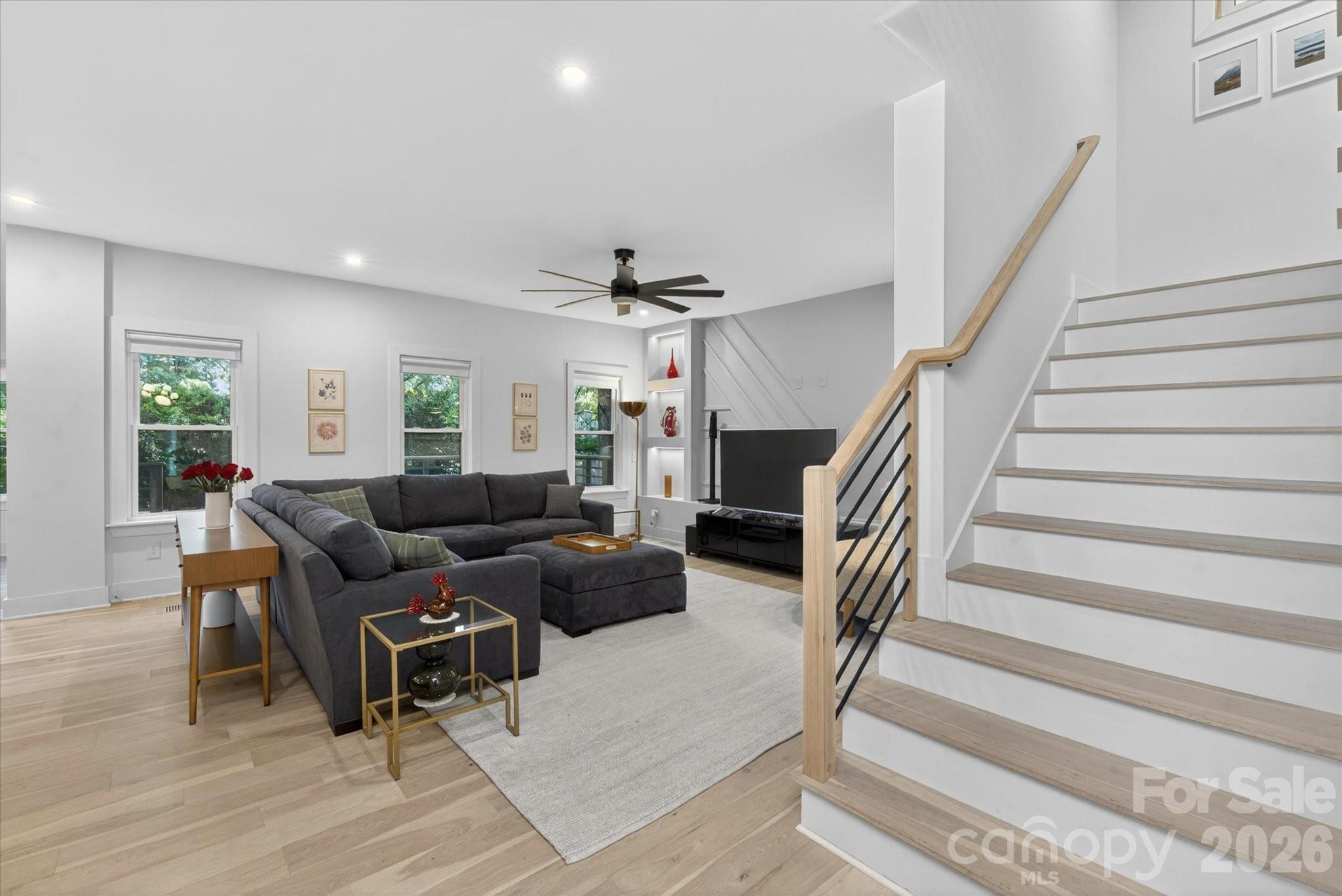 1608 Chippendale Road Charlotte NC 28205