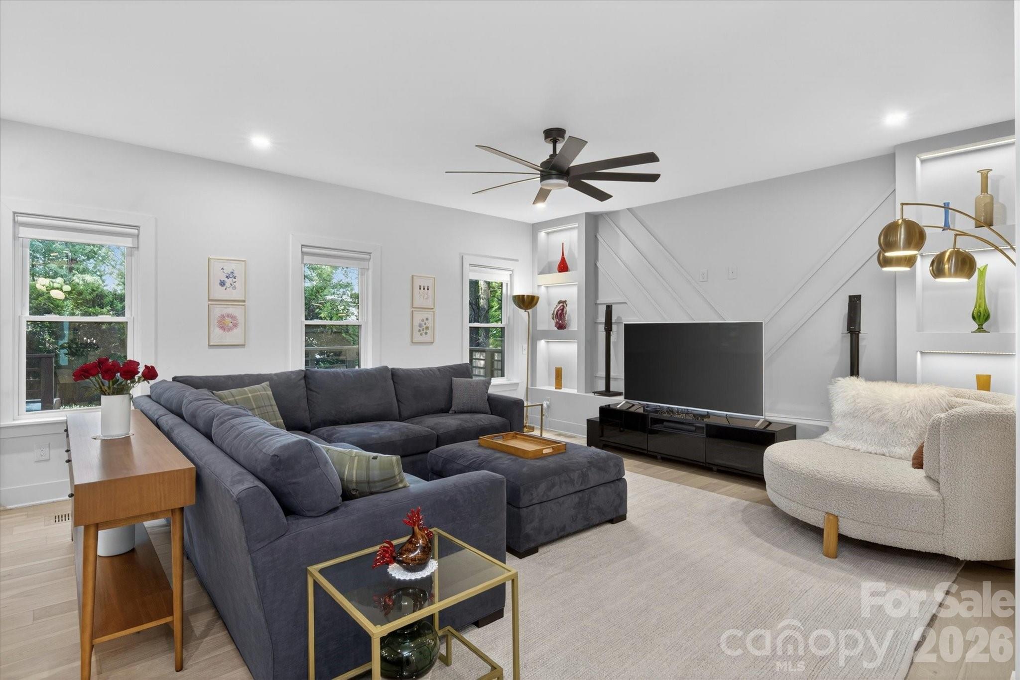 1608 Chippendale Road Charlotte NC 28205
