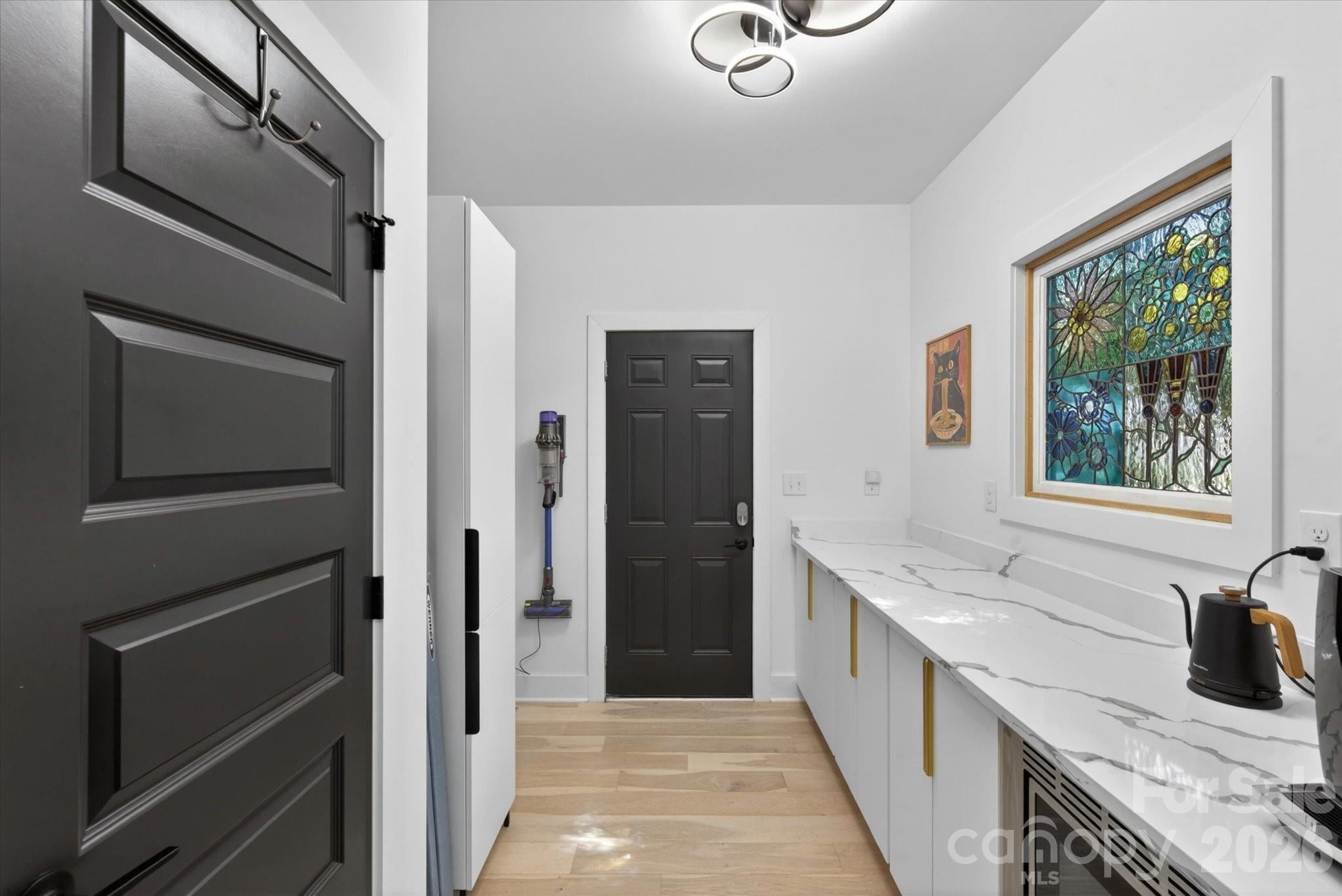 1608 Chippendale Road Charlotte NC 28205