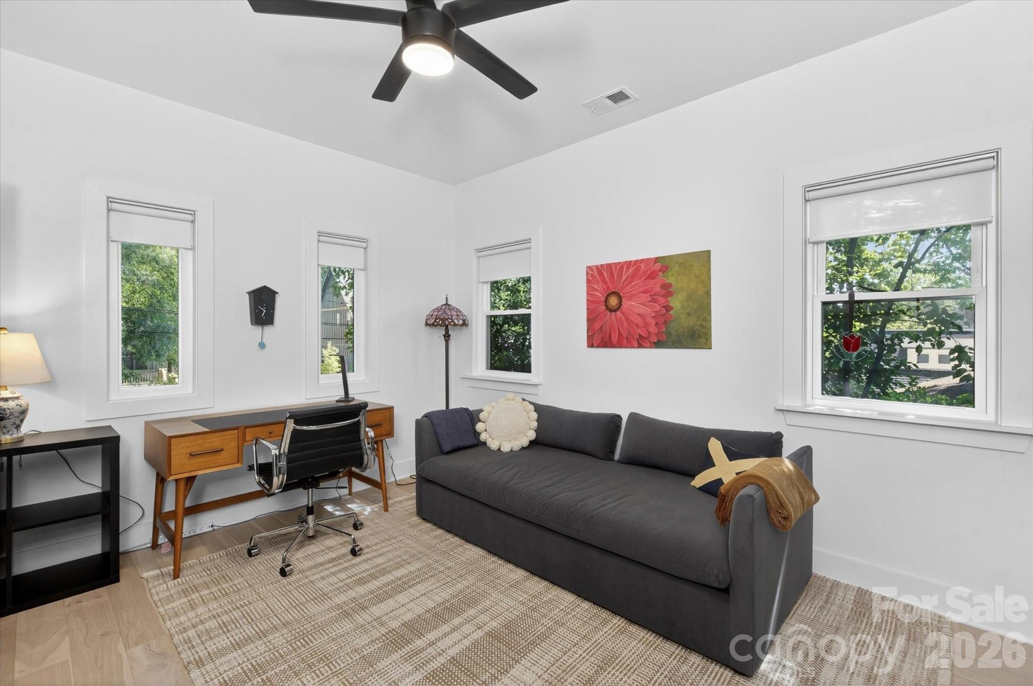 1608 Chippendale Road Charlotte NC 28205