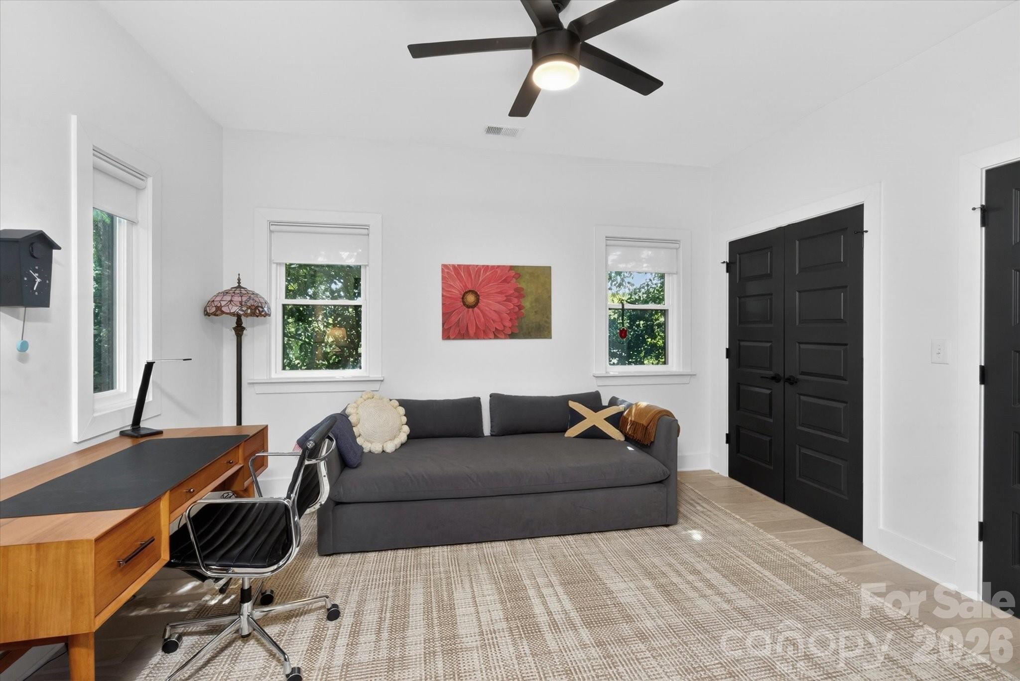 1608 Chippendale Road Charlotte NC 28205