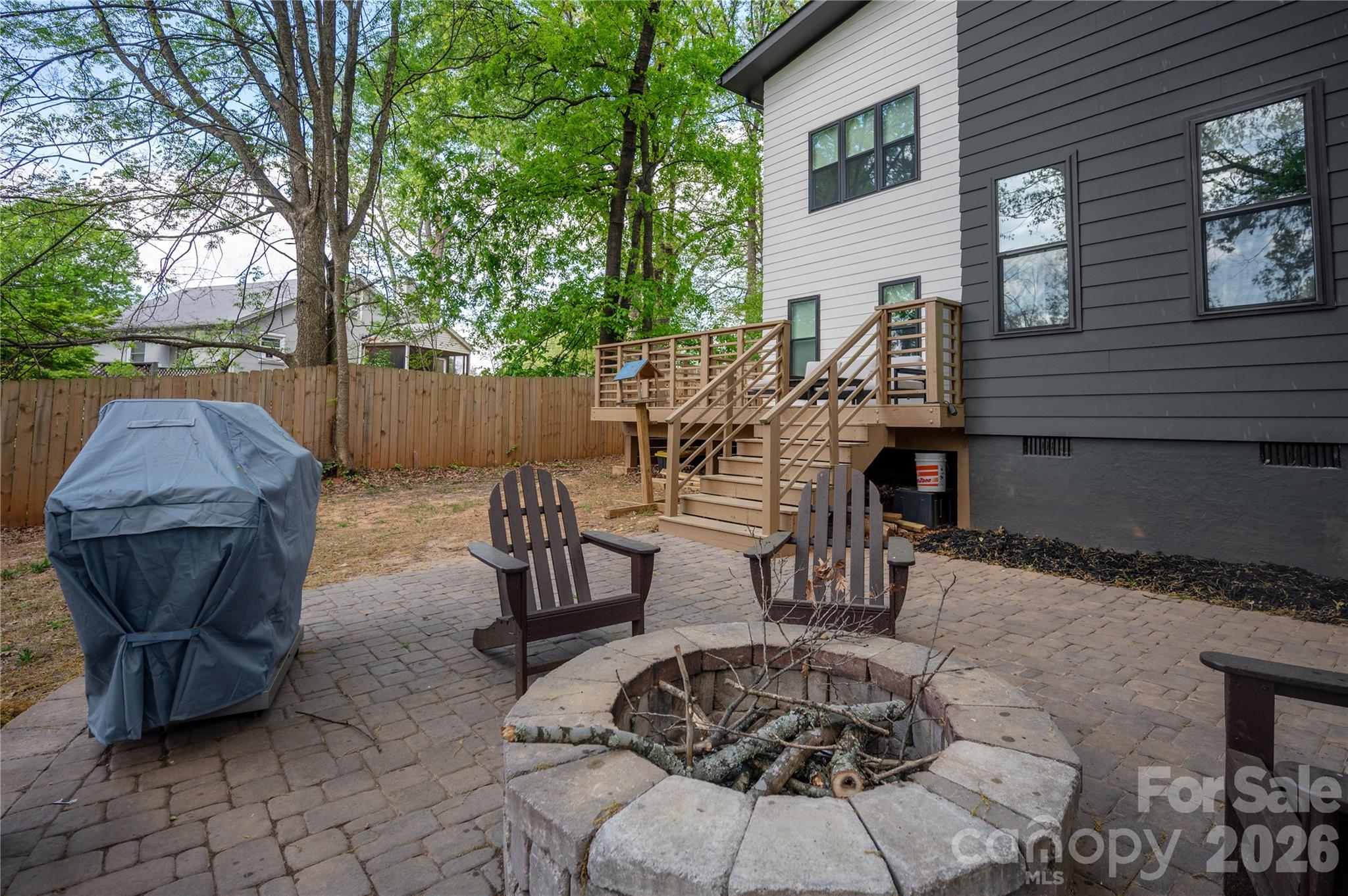 1608 Chippendale Road Charlotte NC 28205