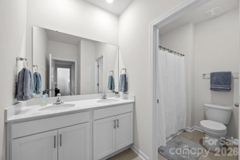 183 Marathon Lane Candler NC 28715