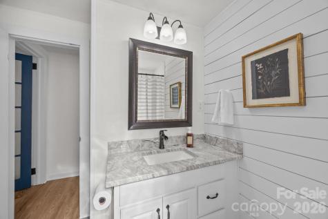 164 Lakeside Drive Asheville NC 28806