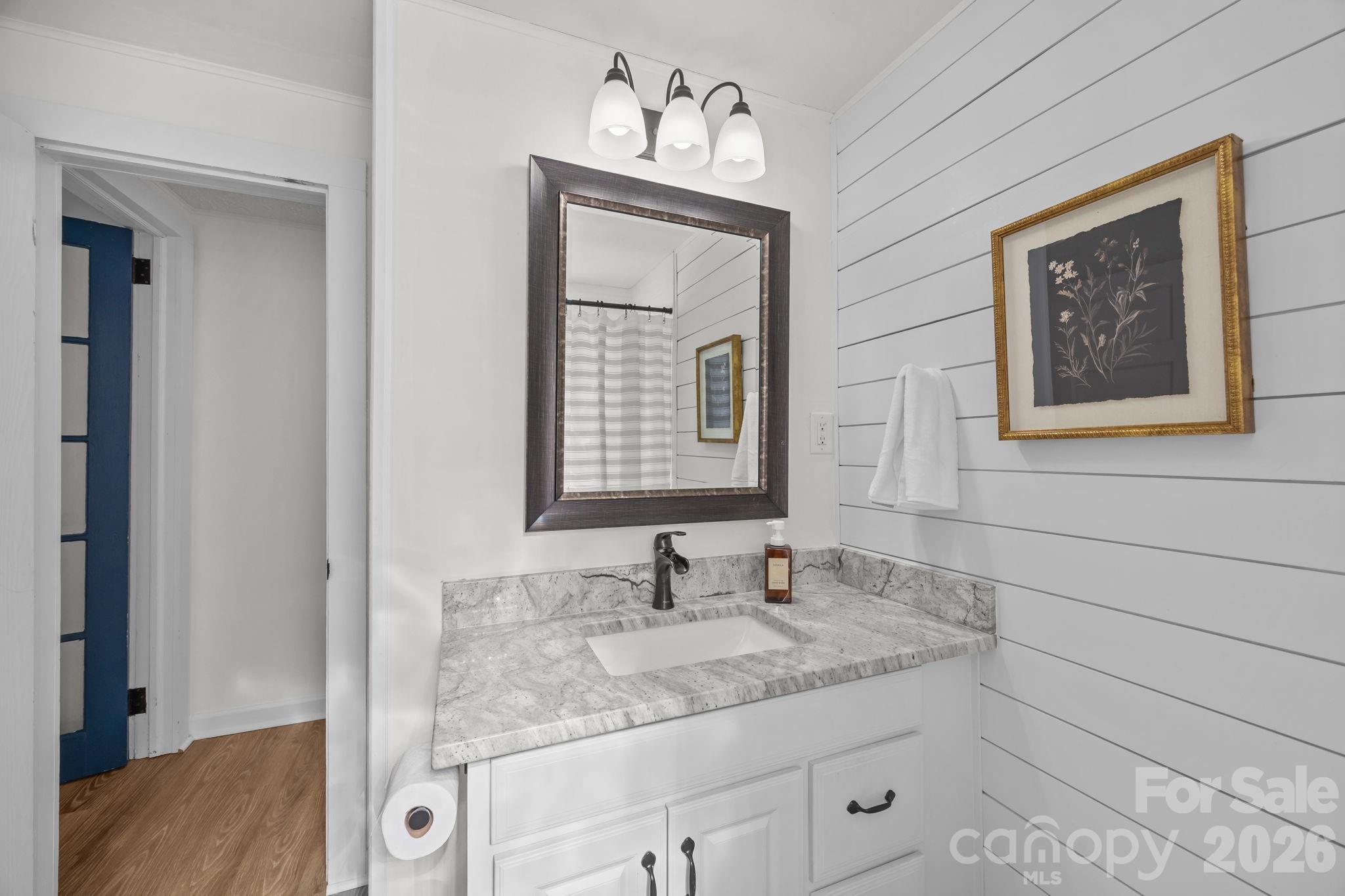 164 Lakeside Drive Asheville NC 28806